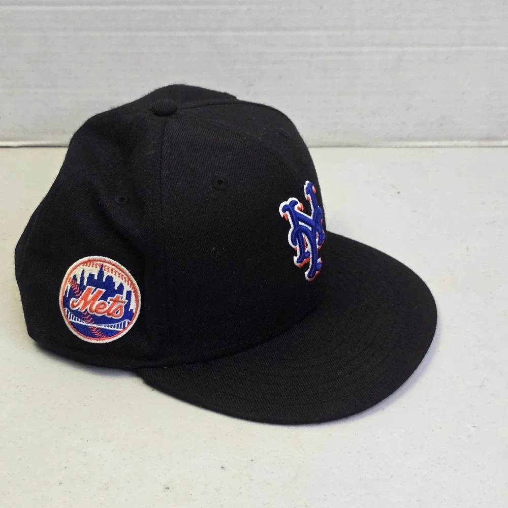 New Era Men's New York Mets 9FIFTY Snapback Hat OSFM Black MLB Side Patch Cap